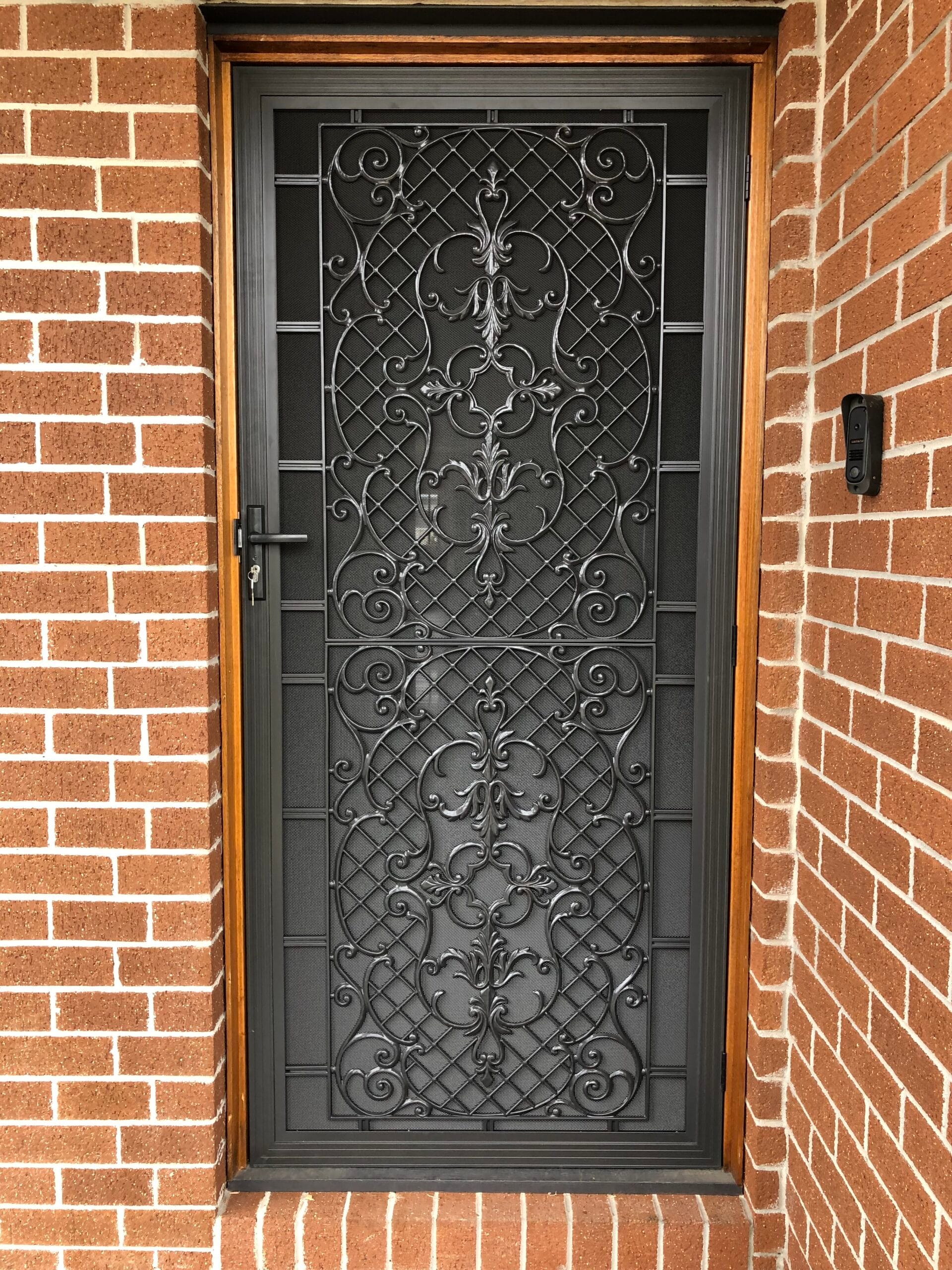 Aluminium casting doors