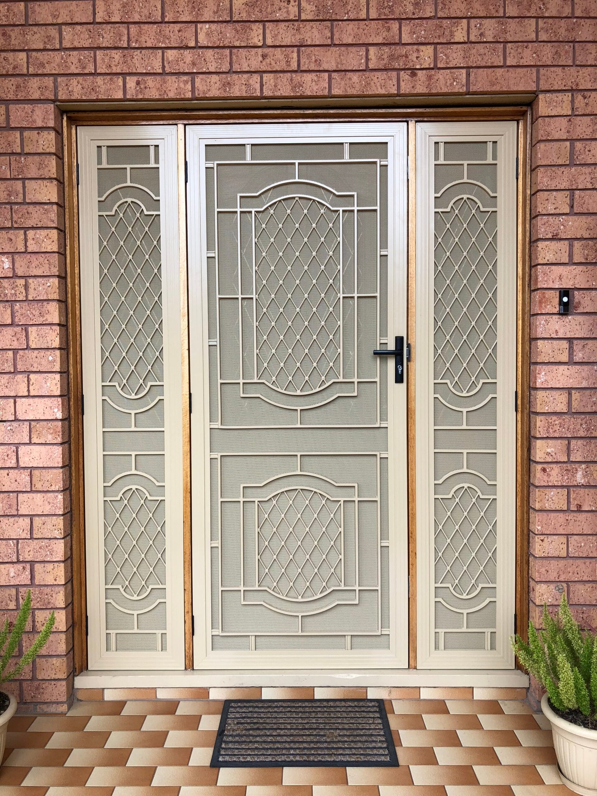 Aluminium casting doors
